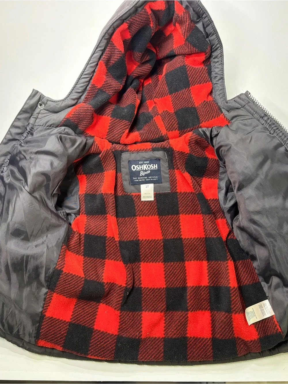 OshKosh B’gosh Boys 2T Gray Puffer Jacket Red Buffalo Plaid Fleece Lined Hooded